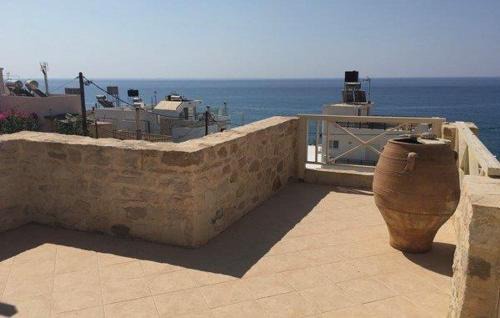 Myrtos Apartment | Stonehouse Elia Up