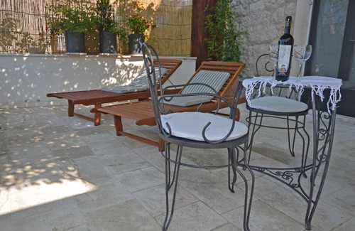 Zaostrog House | STONEHOUSE WITH ORGANIC GARDEN, SEEVIEW