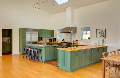 De Lancey House | Stonewall Estate Retreat