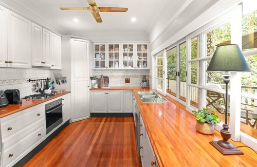 Kamerunga House | Stoney Creek Cottage - Rainforest Retreat with Waterfalls, Swimming Holes & Serenity