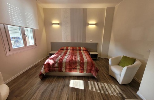 Formigine House | STOP&GO Suites and Apartments