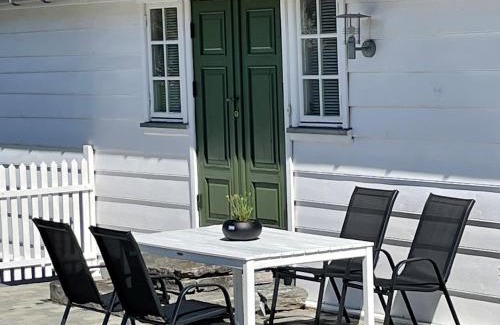 Møre og Romsdal House | Stort hus med tømmervegger og fjordutsikt