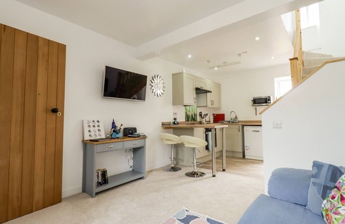Wigtown House | STORY COTTAGE, romantic, with a garden in Wigtown