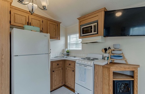 Monteagle Cottage | Story-time Stay at Our Rupert Cottage!