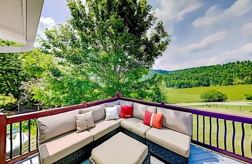 Weaverville House | Storybook Escape