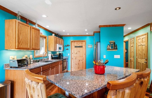Cheboygan Cottage | Straits View Shores on Lake Huron