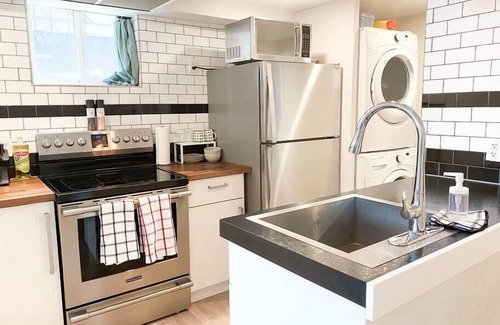 Edmonton Apartment | Strathcona Guest Suite. Sleeps 4 .