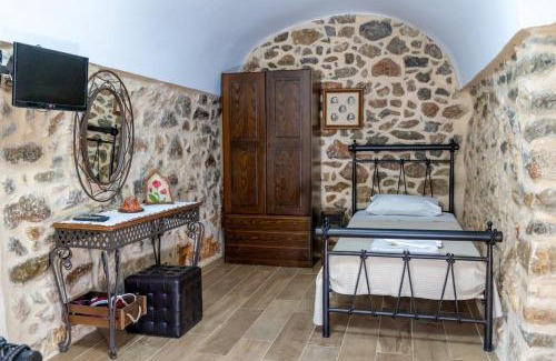 Oitylo Apartment | Stratis Tower since 1892