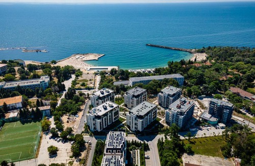 Saints Constantine and Helena Apartment | studio Sea Pearl