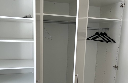 Innerstaden-Ostermalm Apartment | Student Only: Coveniently-located Apartment in Klintvagen