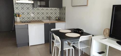 La Grande-Motte Apartment | Studio à 2 minutes de la plage