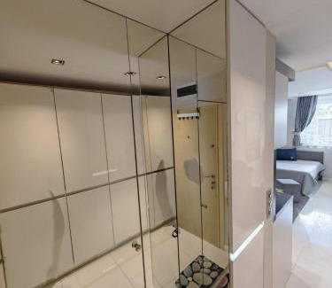 Studentski Grad Apartment | Studio 25, Студентски град зад Joy Station