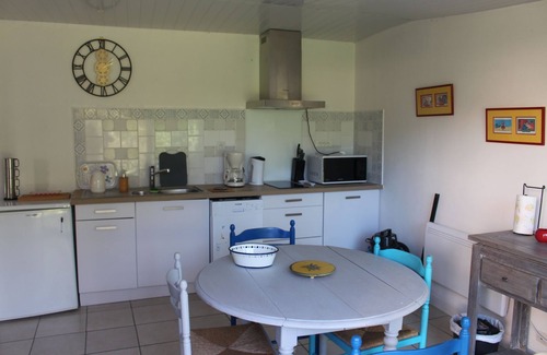 Meursac Apartment | Studio 26m2 private garden 100m2 village center
