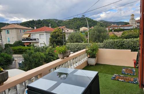 La Trinite Apartment | Studio 3 à La Trinité proche de Nice 10 mn, Monaco 15 mn et l'Italie 30 mn