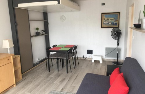 Plaine de la Brague Apartment | Studio 30m2 with pool, parking and a garden