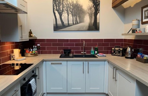 Bilbrough Apartment | Studio 3B The Carriage House York 6m Village Location