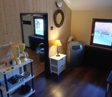 Aixe-sur-Vienne Apartment | studio 4 personnes