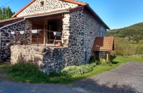 Lantriac Apartment | Studio 45m2, à la campagne, à 15 mns du Puy en Velay