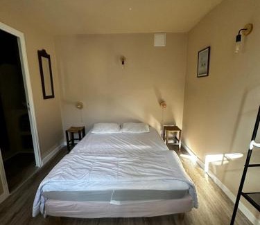 Aulus-les-Bains Apartment | Studio 5 Aux volets bleus