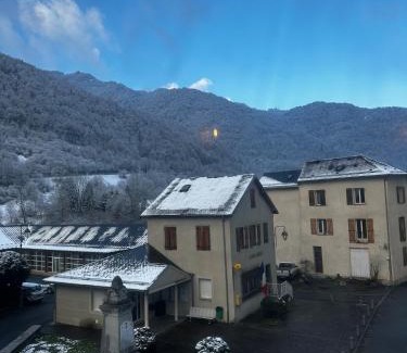 Aulus-les-Bains Apartment | Studio 5 Aux volets bleus