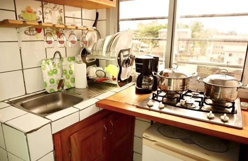 Douala Apartment | Studio A4,B-ssadi Santa Lucia,wifi, canal, gardien
