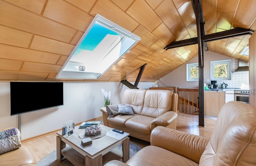 Kuden Apartment | Studio 'Alte Schmiede' with Wi-Fi and Air Conditioning