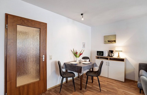 Dobel Apartment | Studio Apartment "Appartement Arend" with Private Terrace
