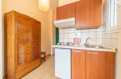Lakones Apartment | Studio Apartment Arianna Studio 12 with Sea View, Shared Pool & Wi-Fi