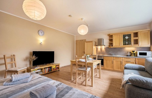 Grunhainichen Apartment | Studio Apartment 'Erzgebirge' with Private Garden and Wi-Fi