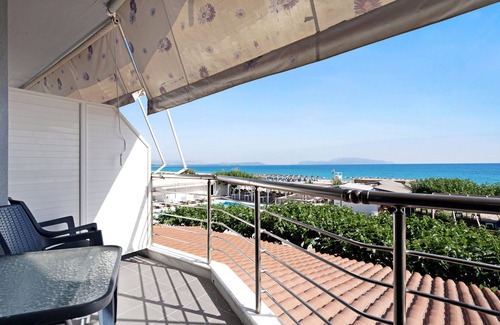 Pidima Kyras Apartment | Studio Apartment 'Iguana 5' with Sea View, Wi-Fi and Air Conditioning