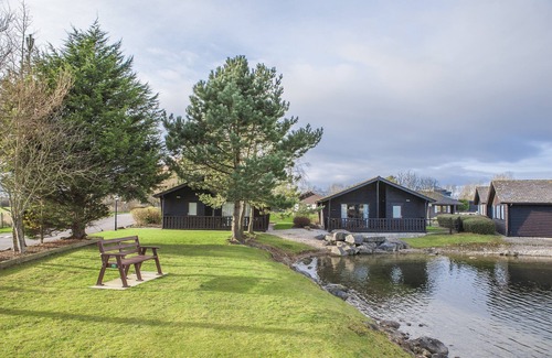 Warton Apartment | Studio Apartment | Lakeside Resort | Sleeps 2