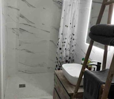 Kinvara Apartment | Studio Apartment sleeps up to 4 guests in Kinvara