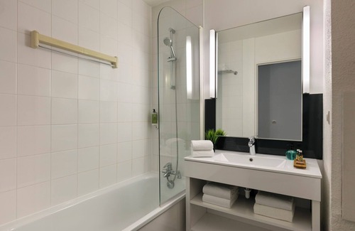 Quartier de la Salpetriere Apartment | Studio Apartment With Balcony In Austerlitz