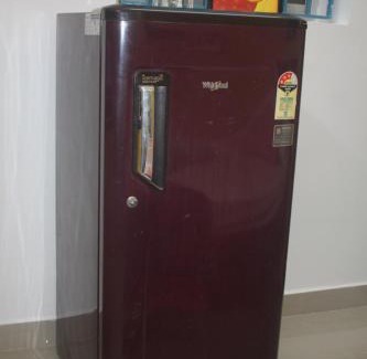 Chennai Apartment | Studio Apartment with private entrance, behind DLF and near L&T, RMZ IT park and close to SRMC & MIOT Hospital