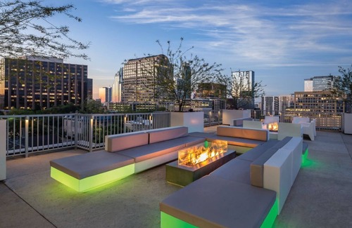 Civic District Condo | Studio/Austin - Rooftop Pool, BBQ!