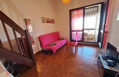 Marseillan Plage Apartment | Studio Cabin Mezzanine - 6 Guests, Terrace, Private Parking in Marseillan