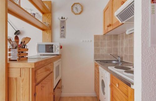 Esquieze-Sere Apartment | Studio Cabine pour 6 pers avec Balcon, Parking et Wifi - Esquièze-Sère - FR-1-402-30