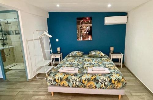 Montvert-les Bas Apartment | Studio cosy avec jacuzzi privatif - 10 min de la plage
