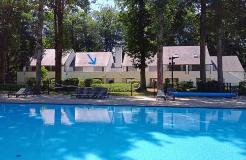 Houthalen Apartment | Studio Eik 105 at the pool in nature domain