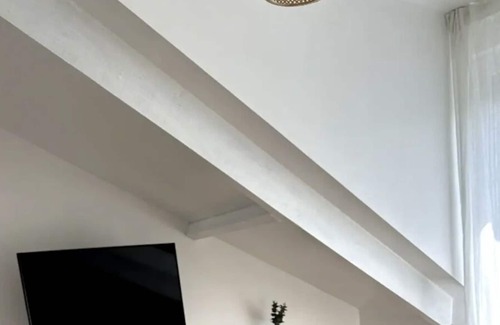 Esbly Apartment | Studio en Bois Blanc, Proche Disneyland
