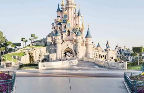 Esbly Apartment | Studio en Bois Blanc, Proche Disneyland