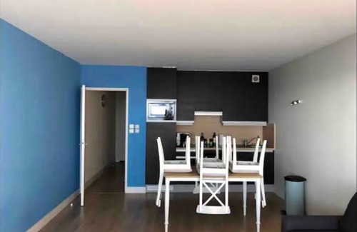 Kerherou Apartment | Studio en Résidence Avec Balcon et vue mer à 5 mn du Centre Ville