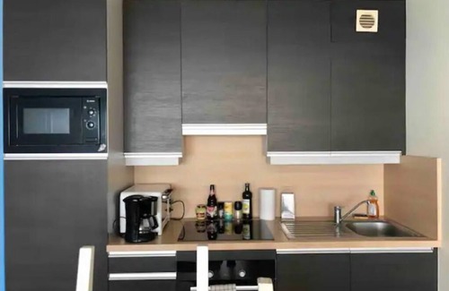 Kerherou Apartment | Studio en Résidence Avec Balcon et vue mer à 5 mn du Centre Ville