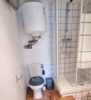 Avesnes-sur-Helpe Apartment | Studio en rez de jardin avec terrasse privée - Le petit Château Avesnois - TV - WIFI - logement complet
