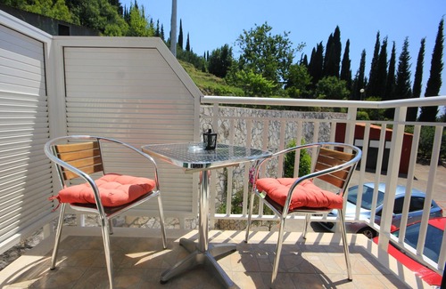 Trsteno Apartment | Studio flat with balcony and sea view Trsteno, Dubrovnik (AS-9107-c)