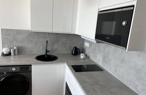 Nivy Apartment | Studio free street parking