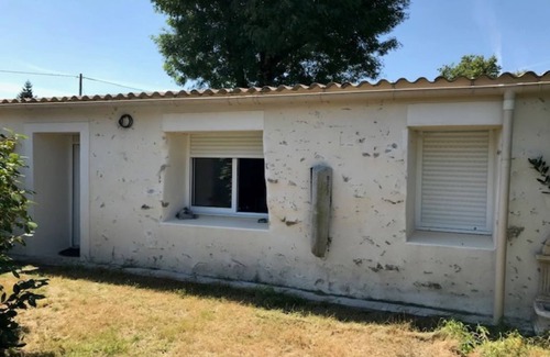 Landeronde Apartment | Studio in the countryside near the sea