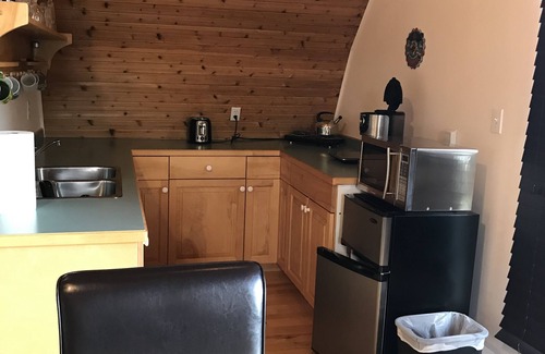 Fauquier Apartment | Studio in barn loft on large lakeshore property with beach. Stunning views over