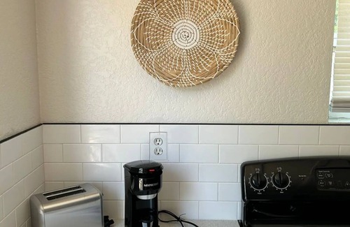 Clearwater House | Studio in Clearwater Perfect for 2