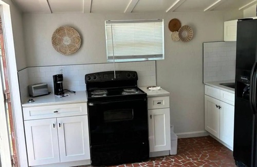 Clearwater House | Studio in Clearwater Perfect for 2